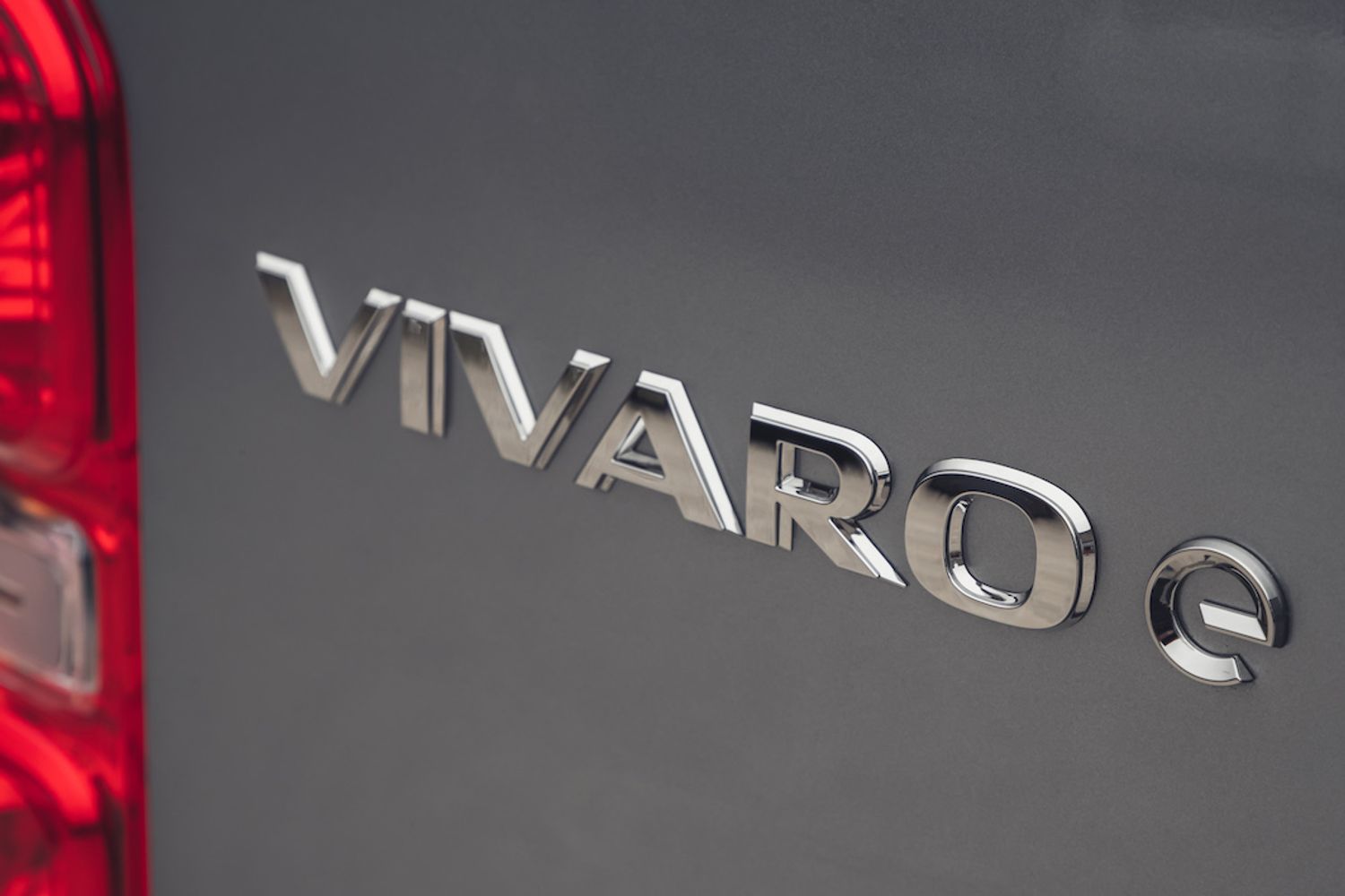 Vauxhall Vivaro e electric van badge